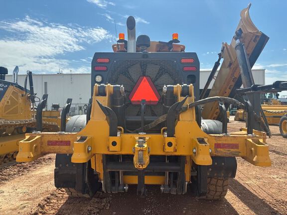 2022 John Deere 872G