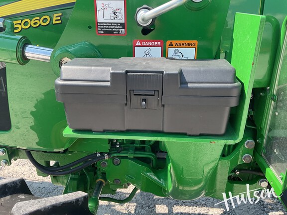 Photo of 2024 John Deere 5060E
