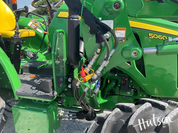 Photo of 2024 John Deere 5060E