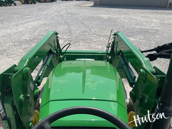 Photo of 2024 John Deere 5060E