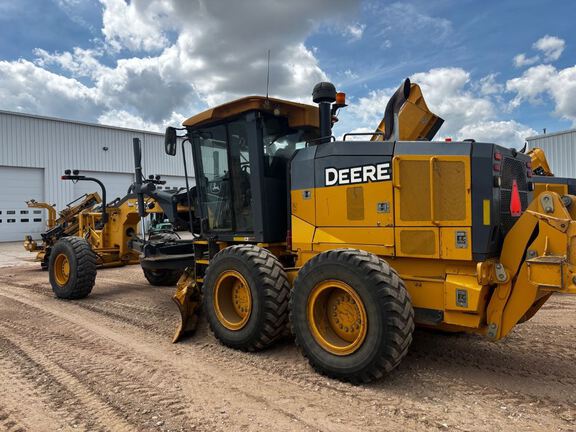 2014 John Deere 772G