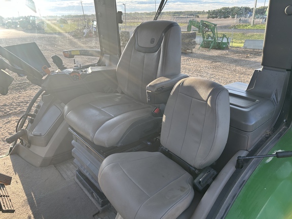 Used 2025 John Deere 7R 230 Row Crop Tractors at Horizon Ag & Turf in Lloydminster, AB - Photo12