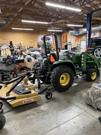 Used 2000 John Deere 4200 Compact Utility Tractors at Koenig Equipment in Franklin, IN - Photo1