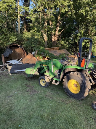 Used 2000 John Deere 4200 Compact Utility Tractors at Koenig Equipment in Franklin, IN - Photo2