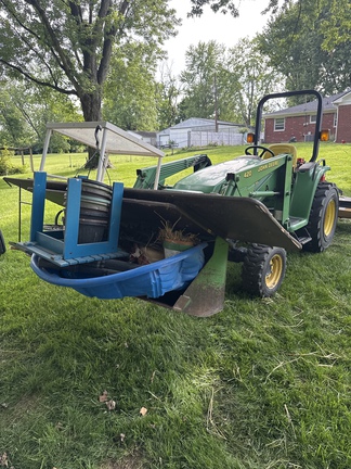 Used 2000 John Deere 4200 Compact Utility Tractors at Koenig Equipment in Franklin, IN - Photo3