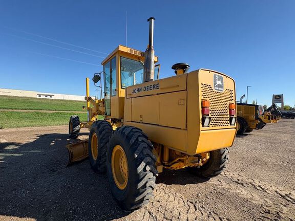 1987 John Deere 770BH