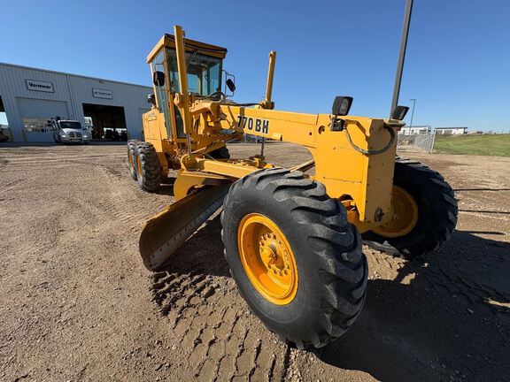 1987 John Deere 770BH