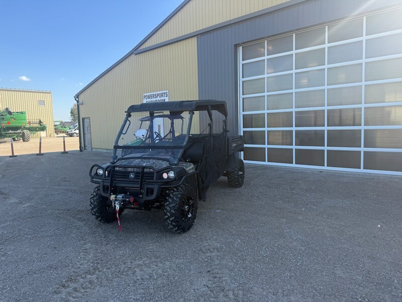 2021 John Deere XUV 825M ATVs & Gators
