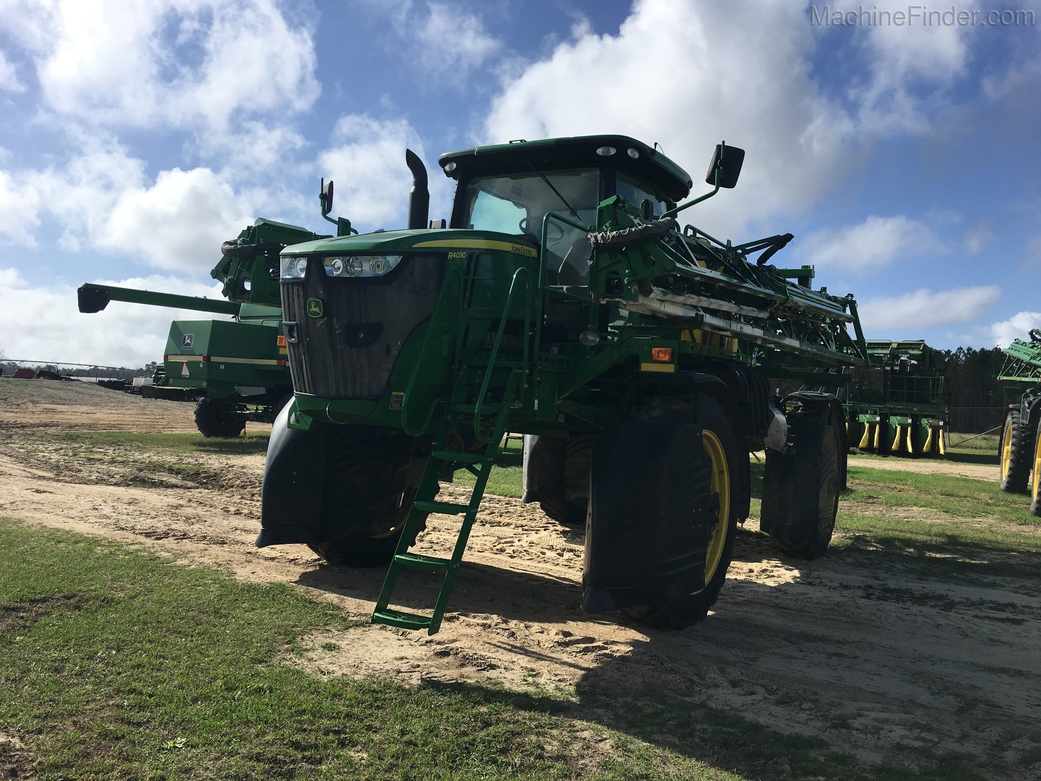 2015 John Deere R4030 Image 1
