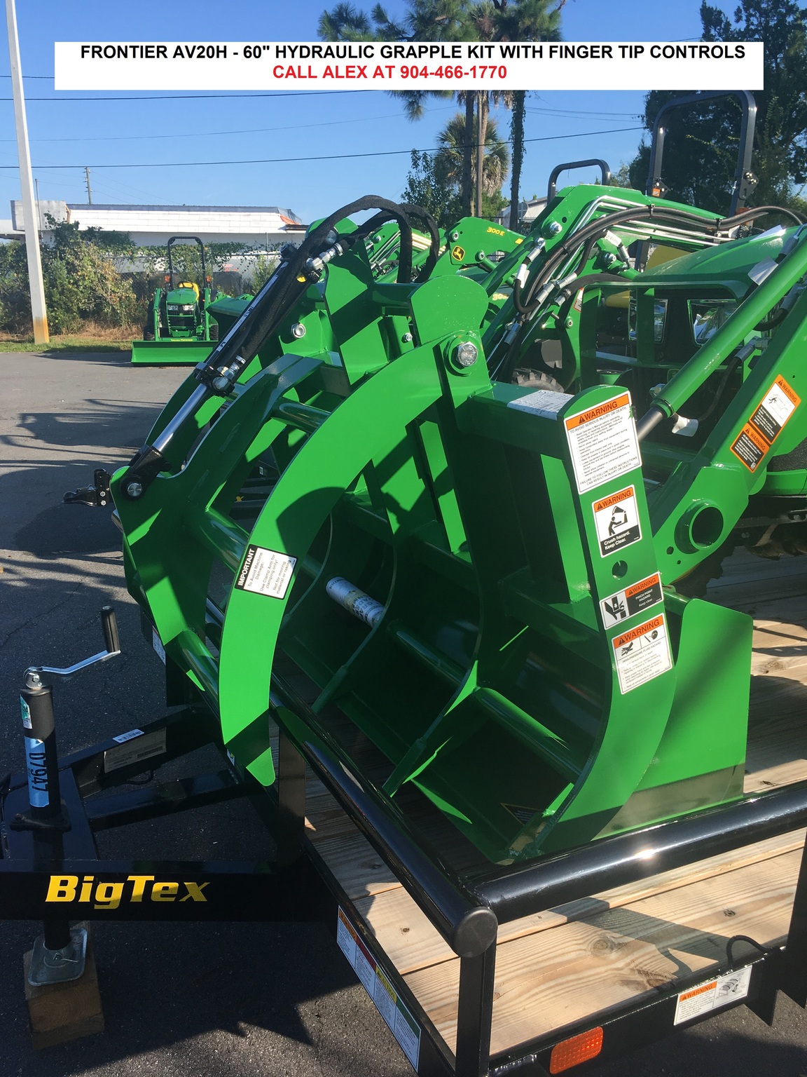 2023 John Deere 3025E Image 7