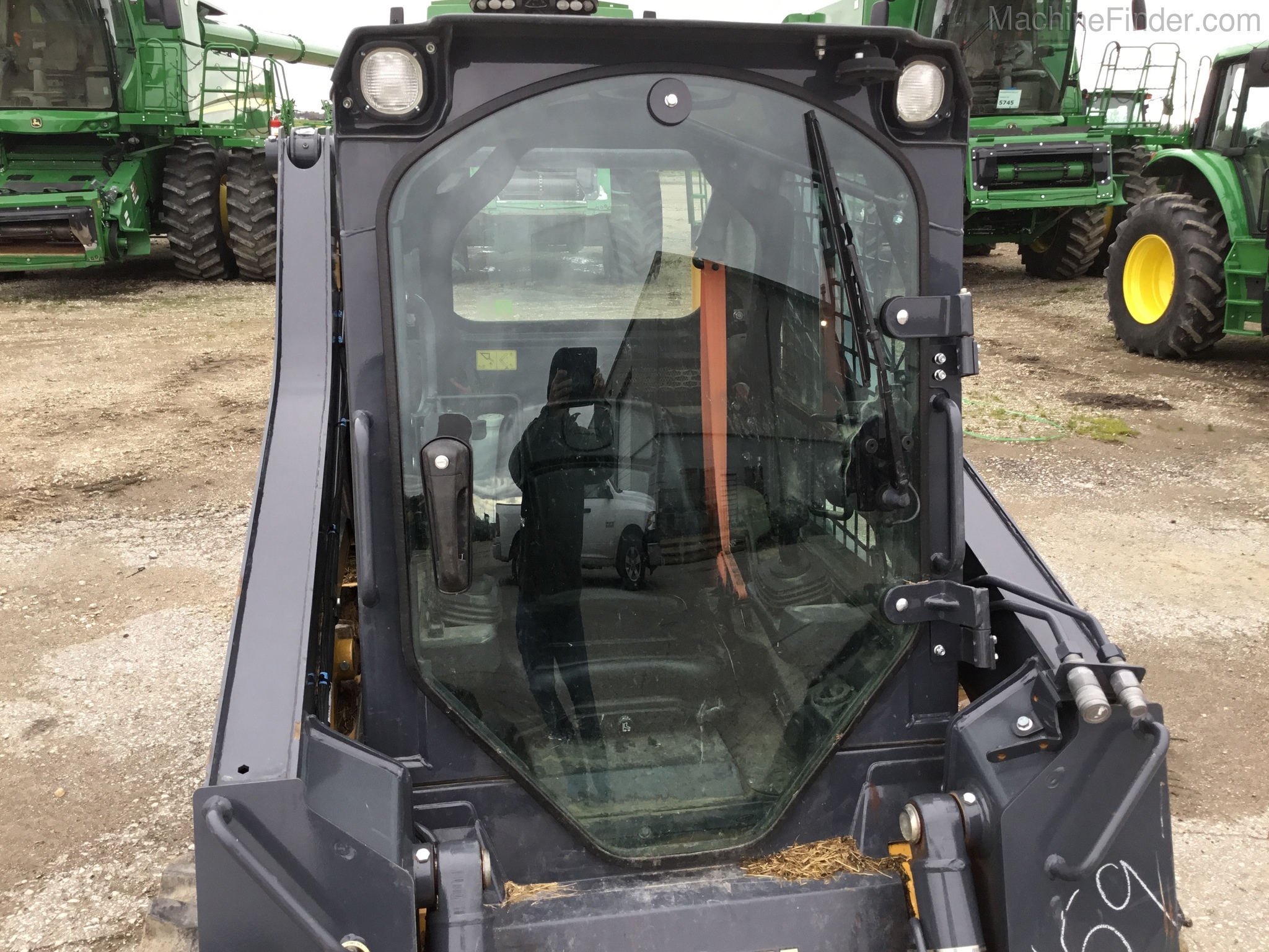2017 John Deere 318G Image 7