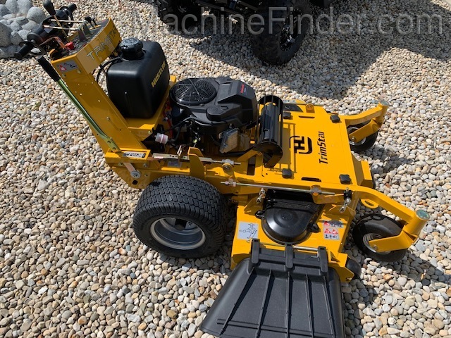 2020 Hustler TRIMSTAR Image 3