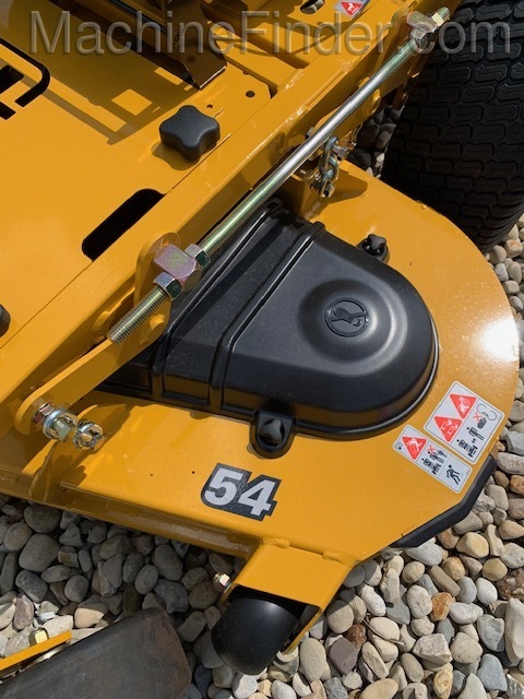 2020 Hustler TRIMSTAR Image 6