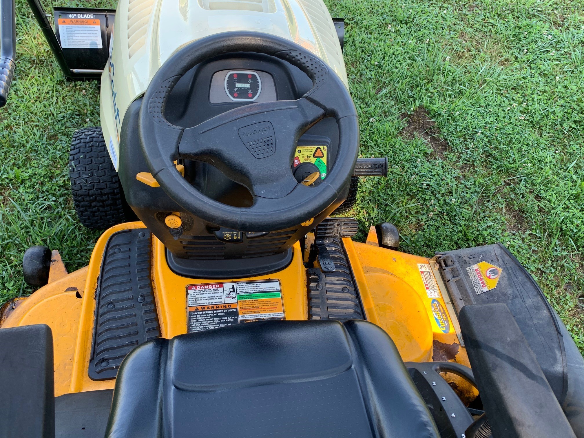 2007 Cub Cadet SLT1550 Image 9