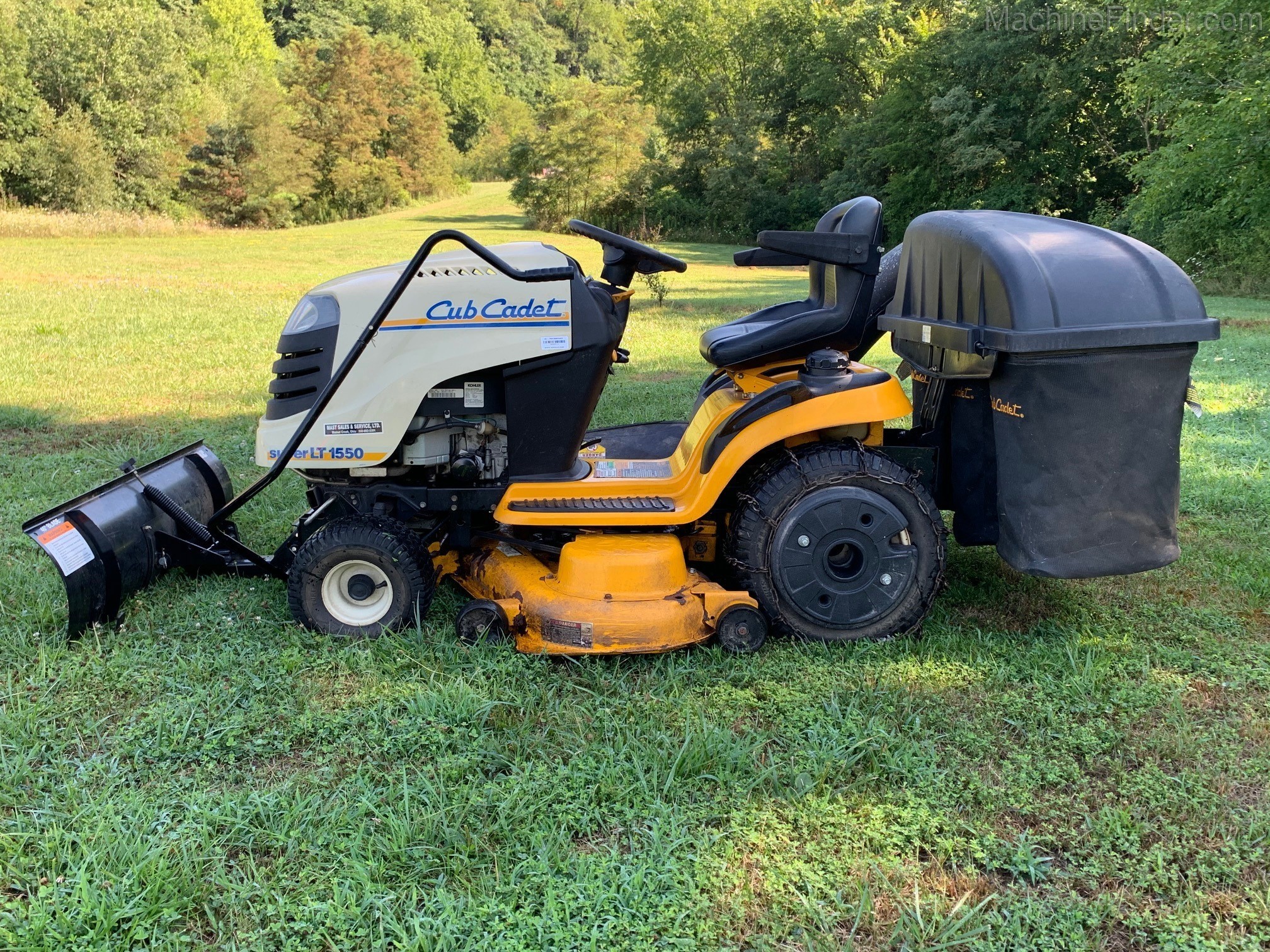 2007 Cub Cadet SLT1550 Image 2