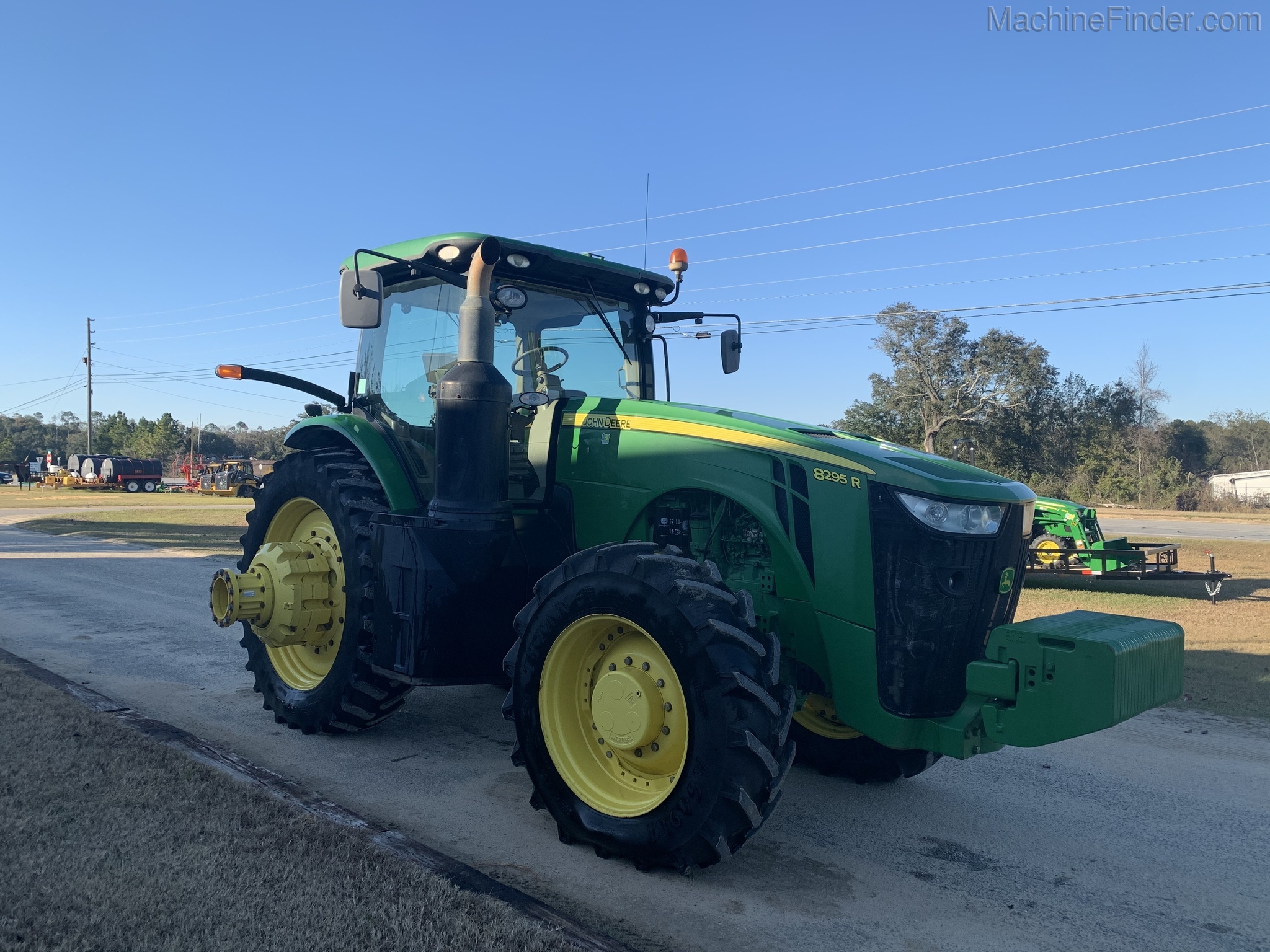 2015 John Deere 8295R Image 6