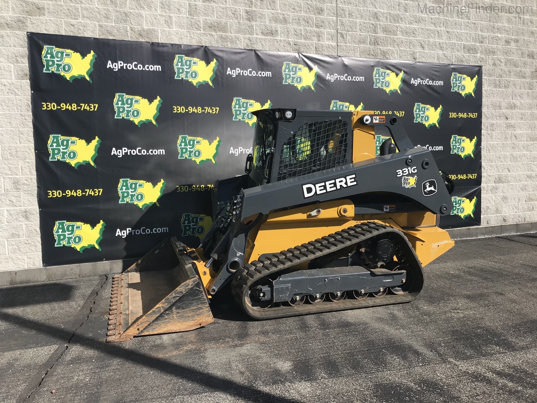 2019 John Deere 331G Image 1