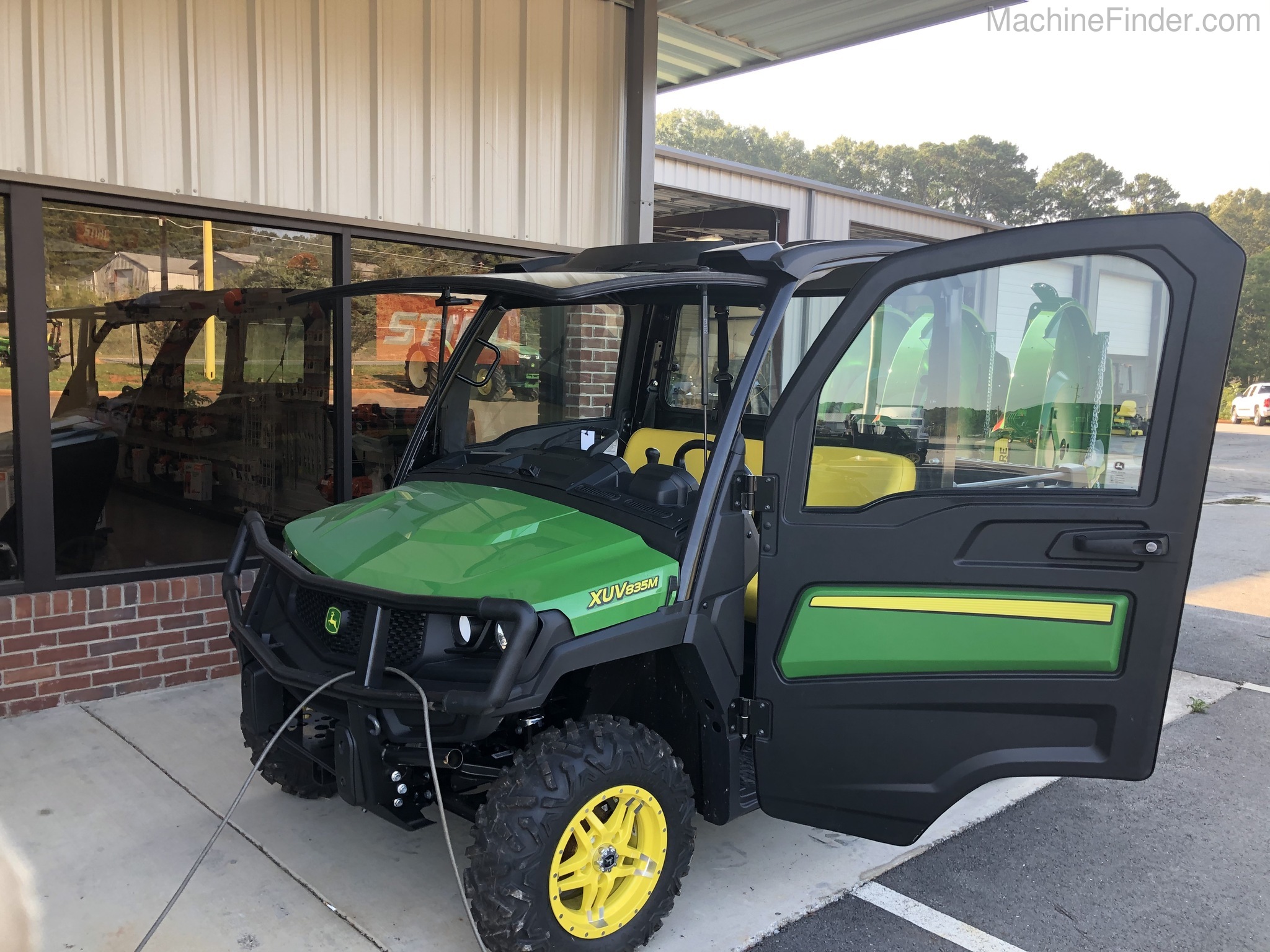 2020 John Deere 835M Image 6