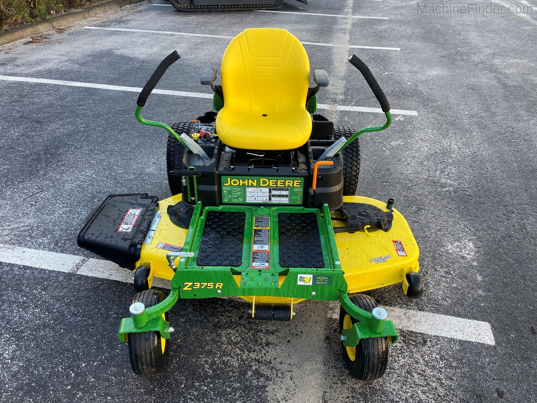 2021 John Deere Z375R Image 3