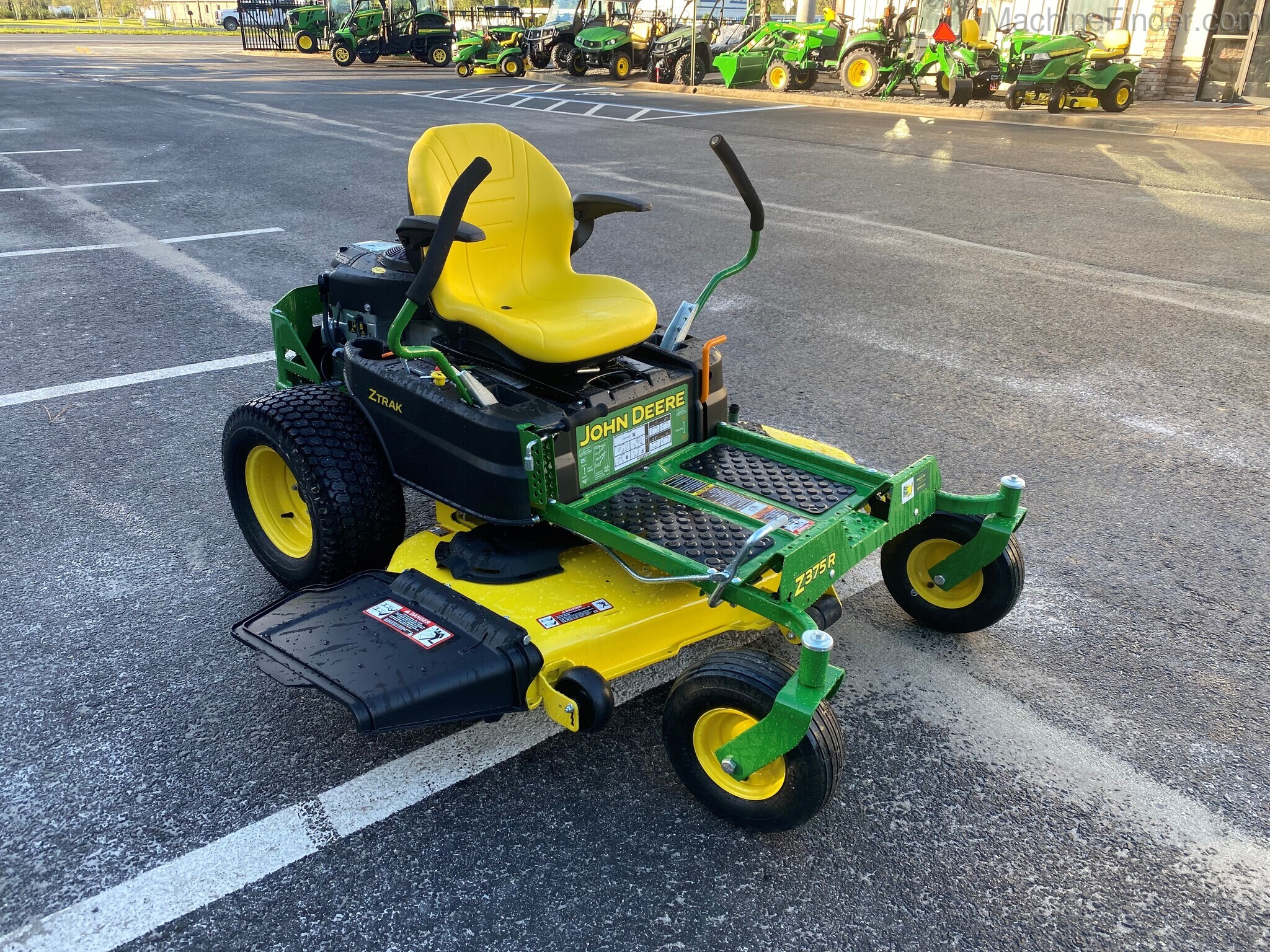 2021 John Deere Z375R Image 5