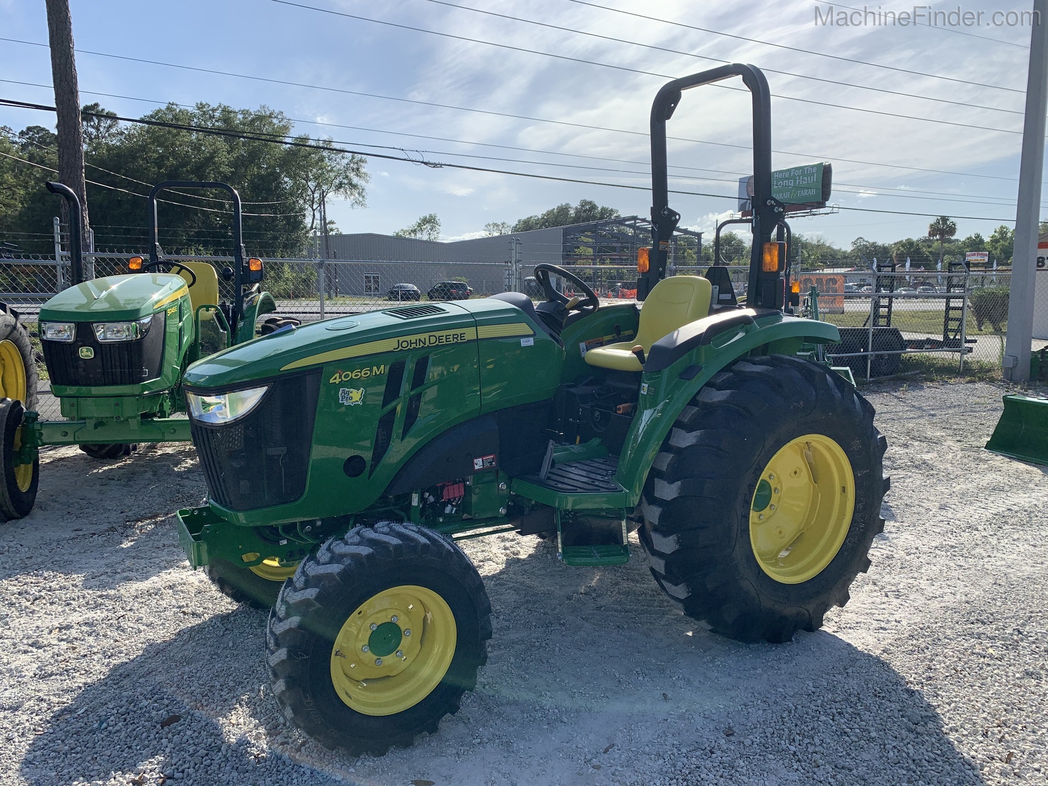 2020 John Deere 4066M Image 2