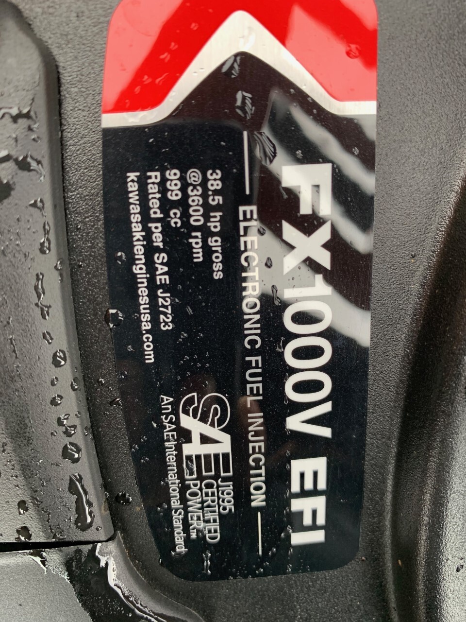 2023 Scag SCZII61V-38FXEFI Image 8