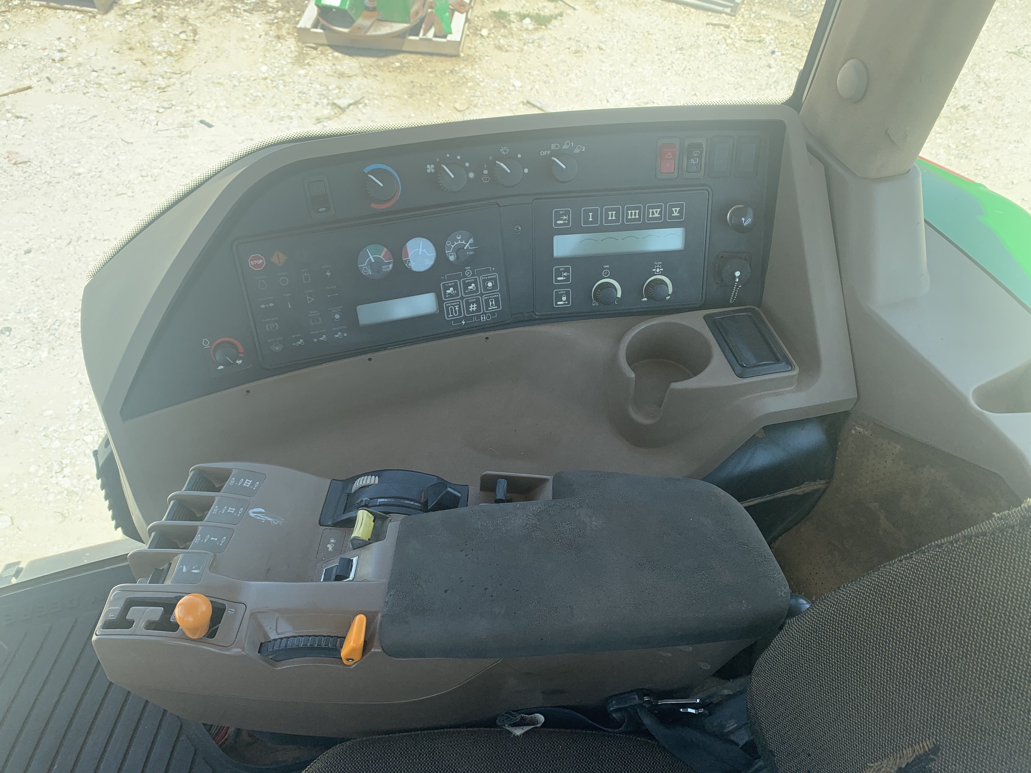 1998 John Deere 8100 Image 3