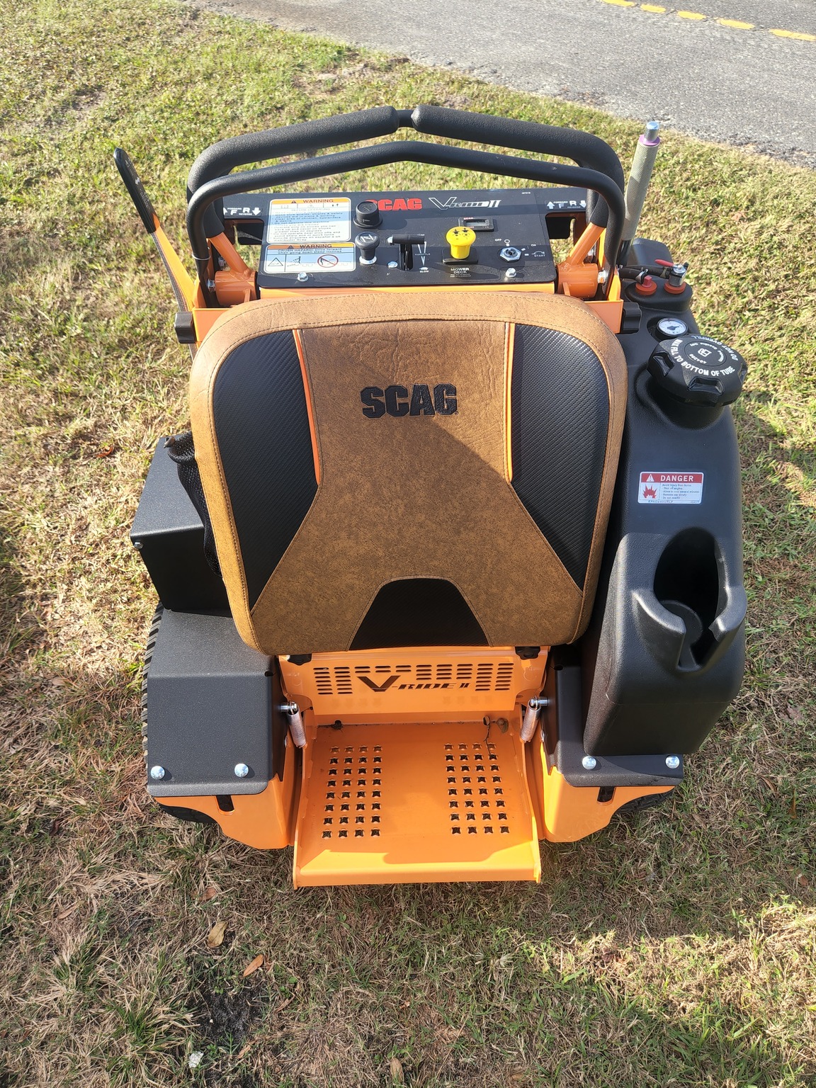 2022 Scag SVRI36A-19FX Image 3