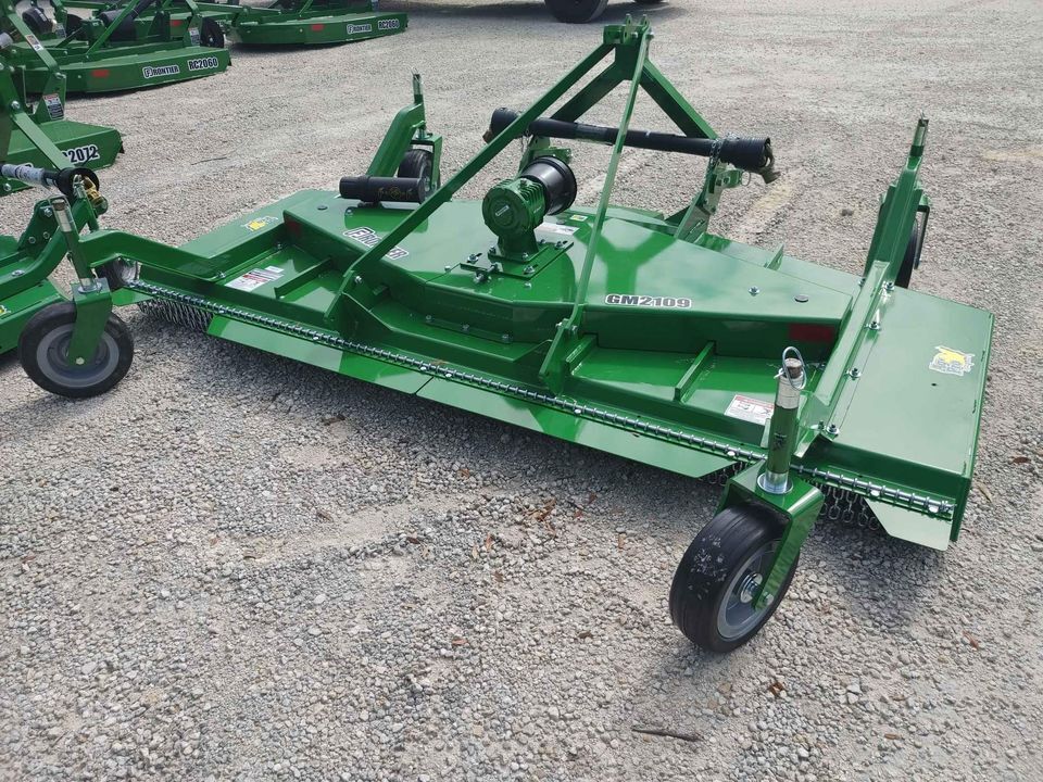 2023 John Deere GM2109 Image 3
