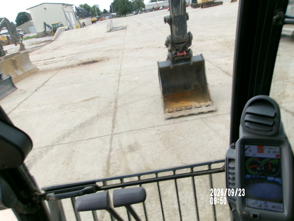 2023 John Deere 250P