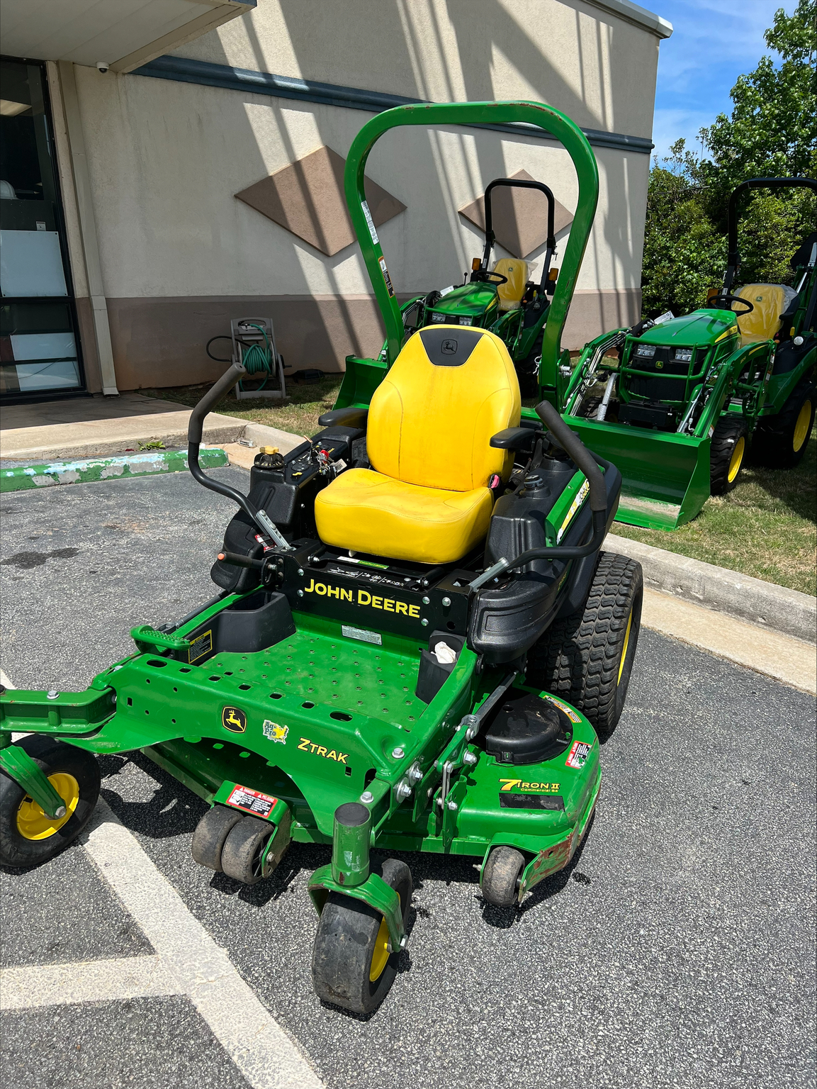 2019 John Deere Z915E Image 1