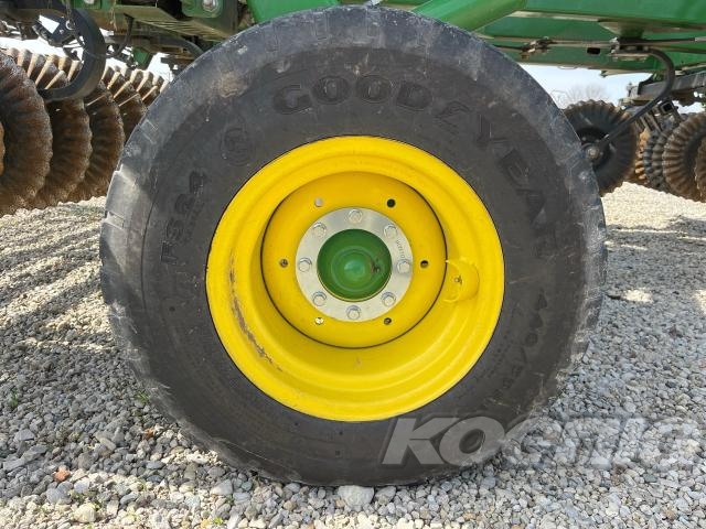 Used 2023 John Deere 2660VT Vertical Tillage at Koenig Equipment in Greenville, OH - PhotoXL16