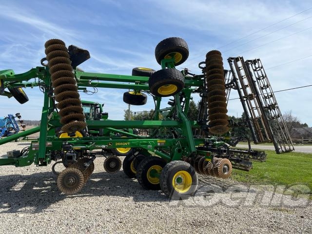 Used 2023 John Deere 2660VT Vertical Tillage at Koenig Equipment in Greenville, OH - PhotoXL2