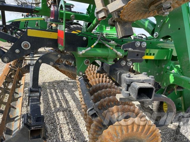 Used 2023 John Deere 2660VT Vertical Tillage at Koenig Equipment in Greenville, OH - PhotoXL11