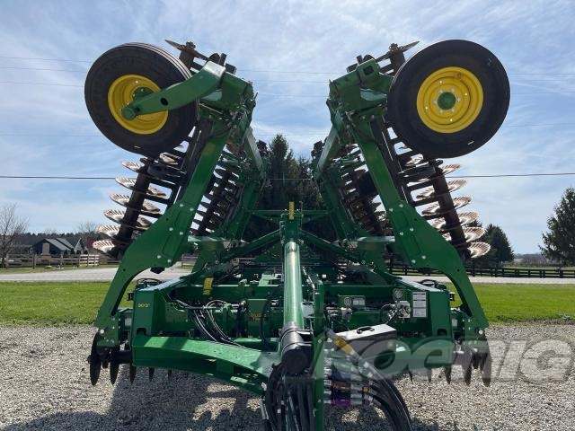 Used 2023 John Deere 2660VT Vertical Tillage at Koenig Equipment in Greenville, OH - PhotoXL4