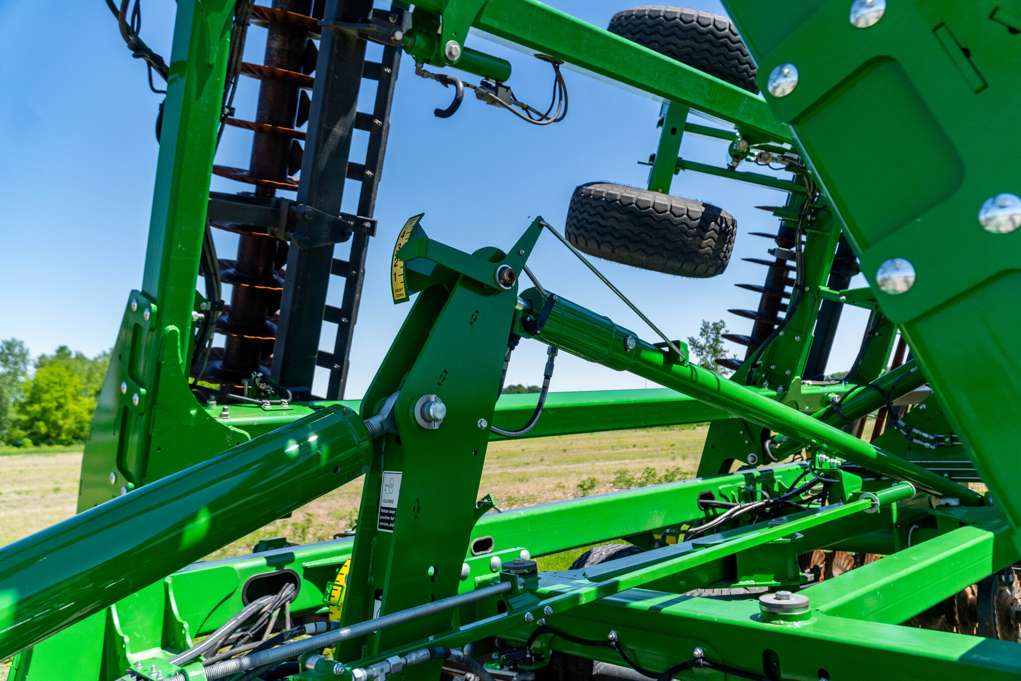 Used 2023 John Deere 2660VT Vertical Tillage at Koenig Equipment in Anna, OH - PhotoXL16