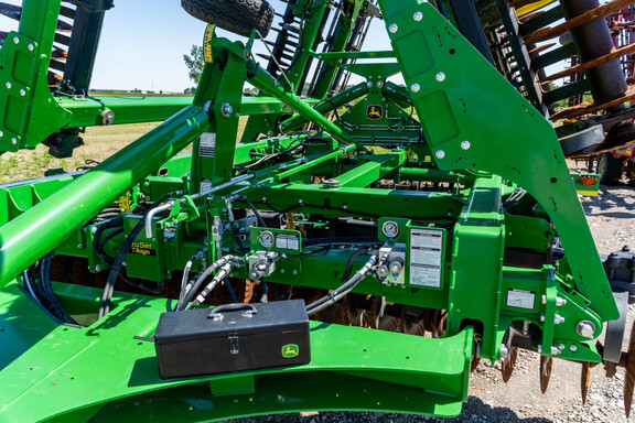 Used 2023 John Deere 2660VT Vertical Tillage at Koenig Equipment in Anna, OH - Photo17