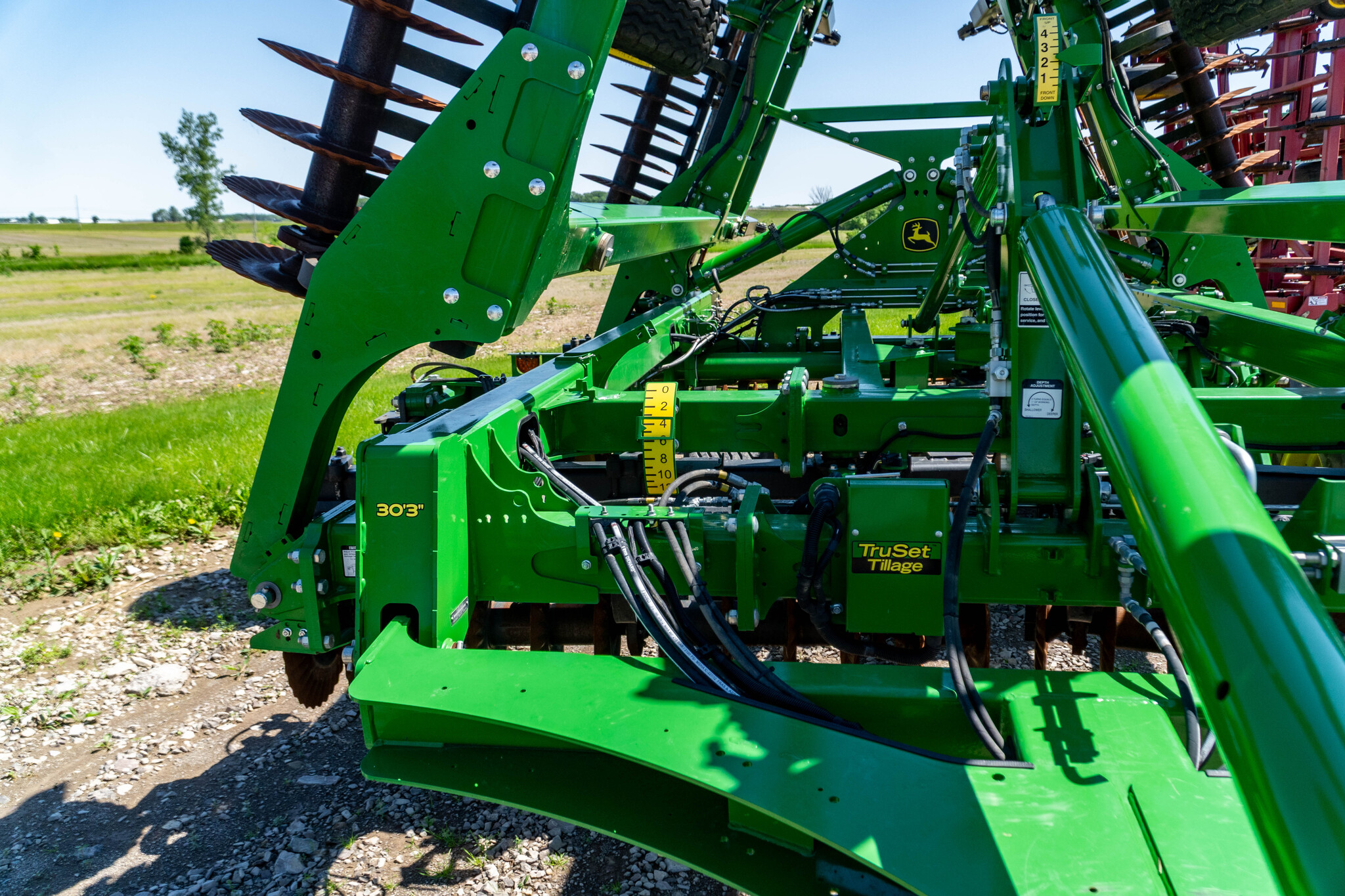 Used 2023 John Deere 2660VT Vertical Tillage at Koenig Equipment in Anna, OH - PhotoXL18