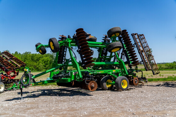 Used 2023 John Deere 2660VT Vertical Tillage at Koenig Equipment in Anna, OH - Photo1