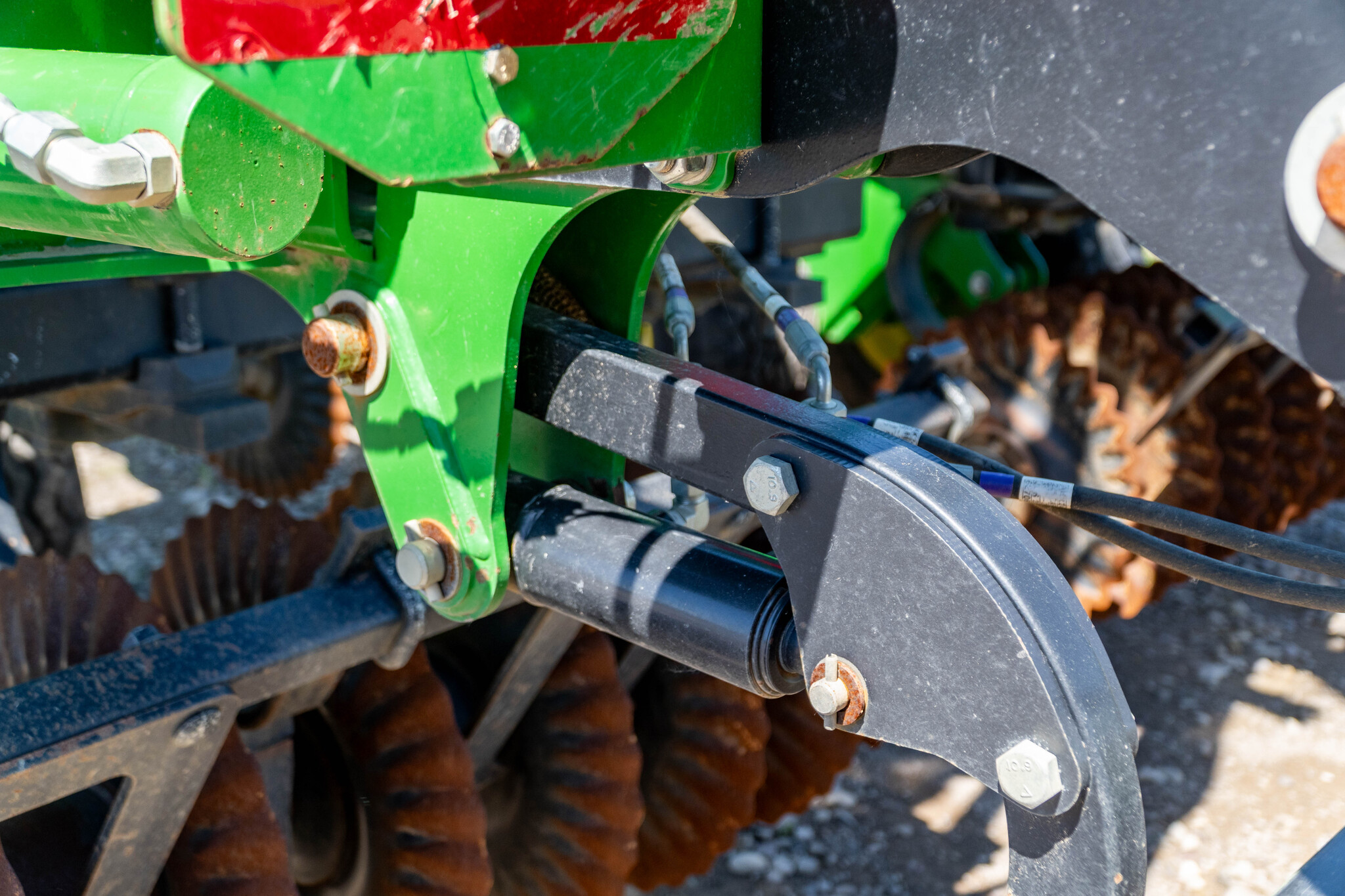 Used 2023 John Deere 2660VT Vertical Tillage at Koenig Equipment in Anna, OH - PhotoXL29