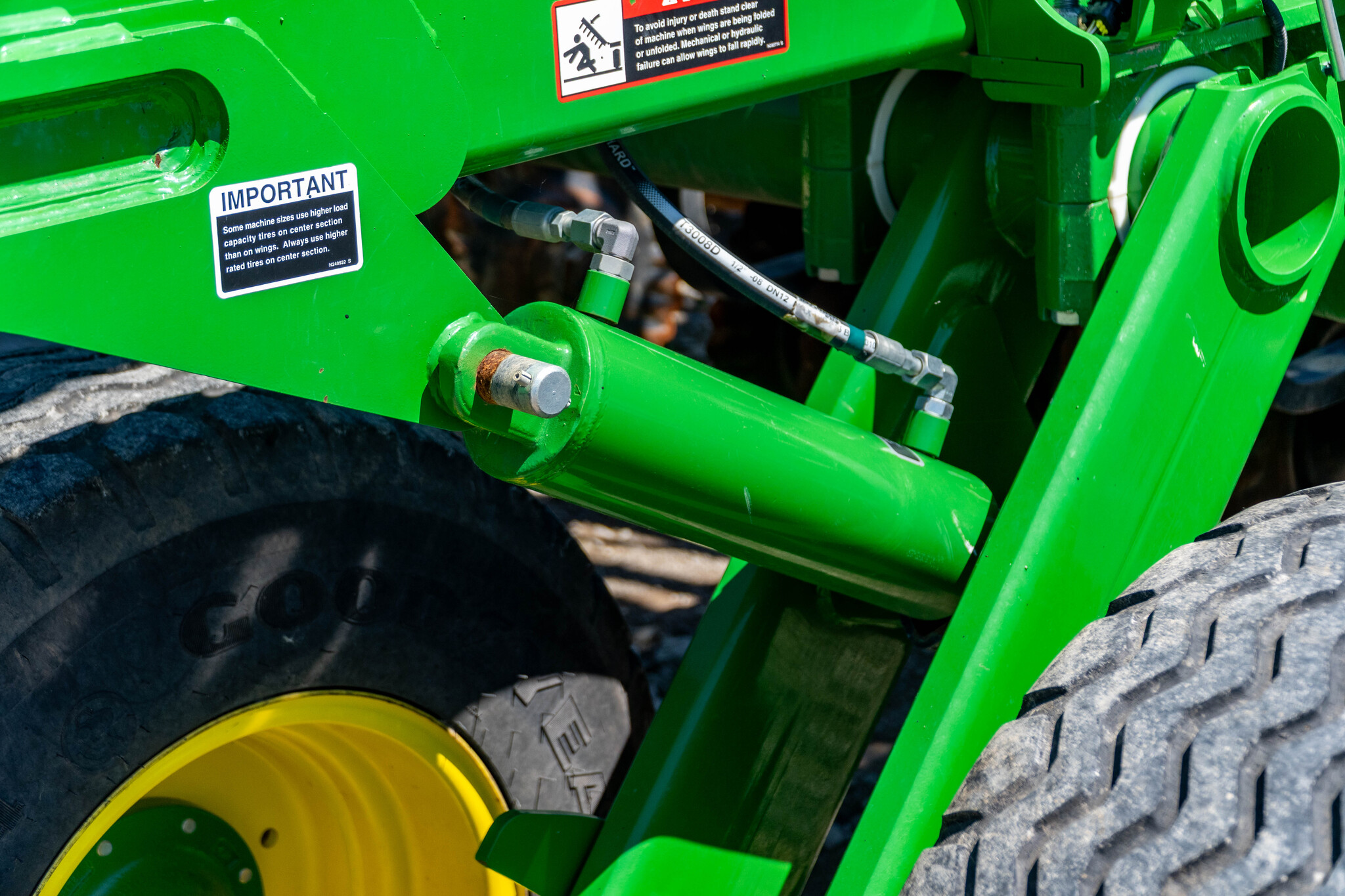 Used 2023 John Deere 2660VT Vertical Tillage at Koenig Equipment in Anna, OH - PhotoXL31