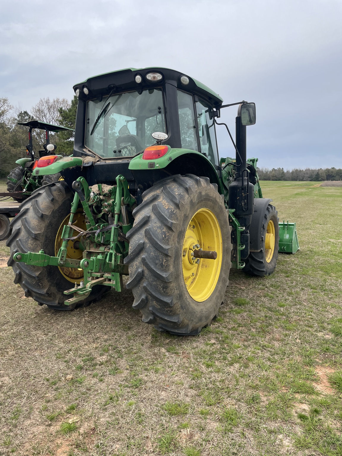 2020 John Deere 6145M Image 3