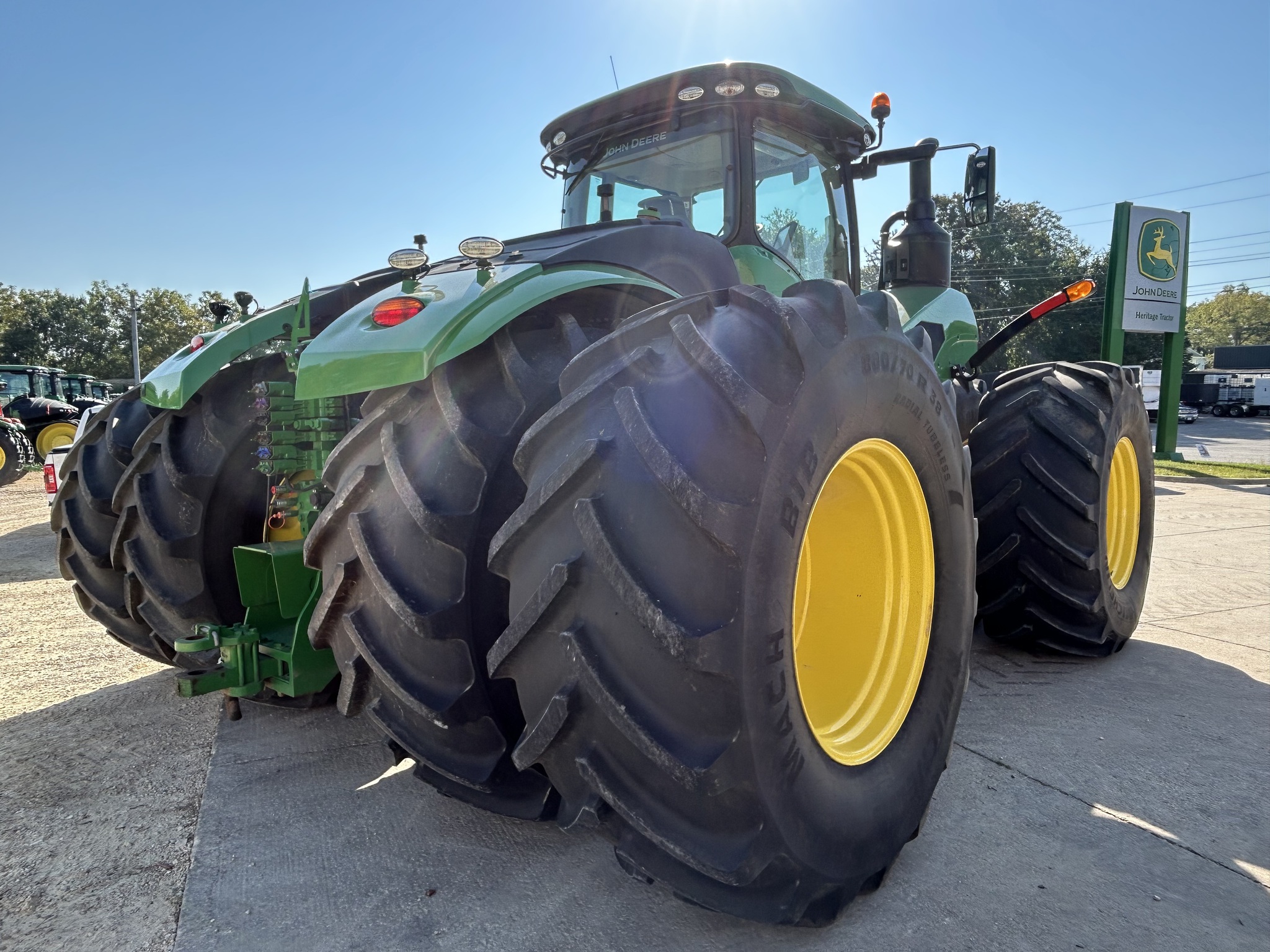  2021 John Deere 9520R at Heritage Tractor in Freeport, IL