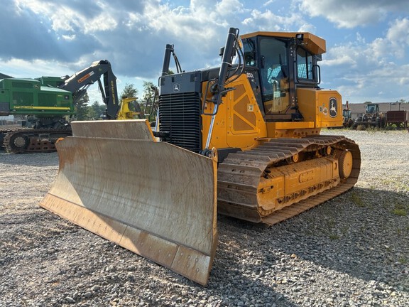 Photo of 2024 John Deere 850L