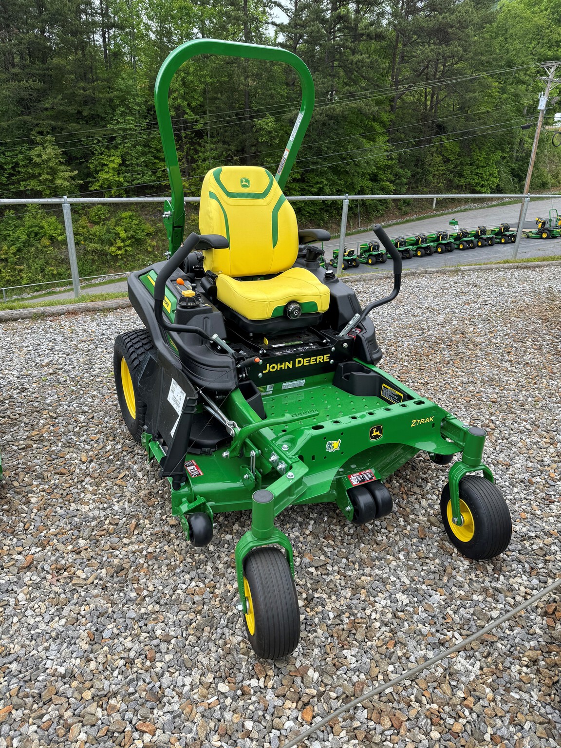2023 John Deere Z920M Image 3