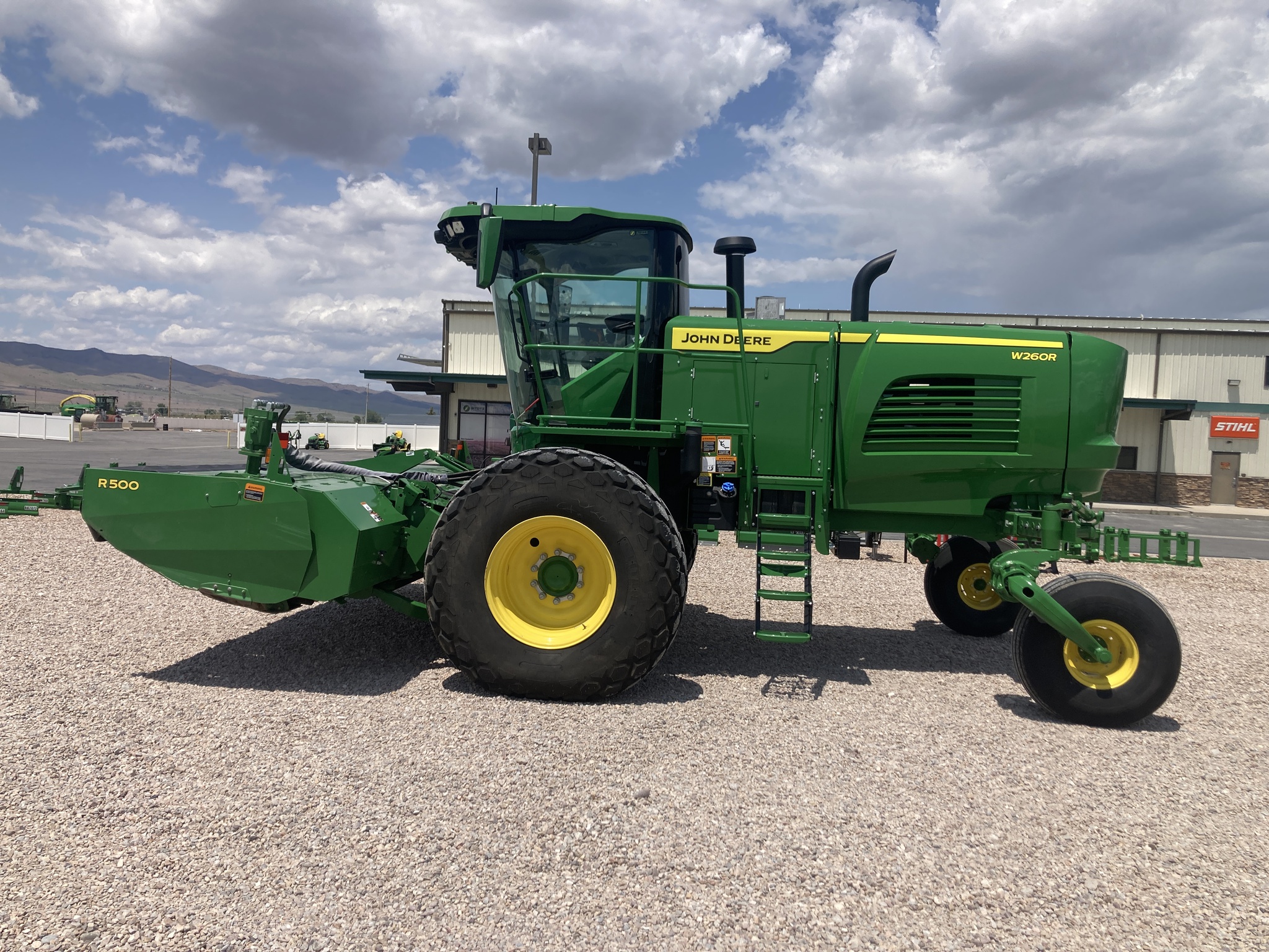 2023 John Deere W260R Image 2
