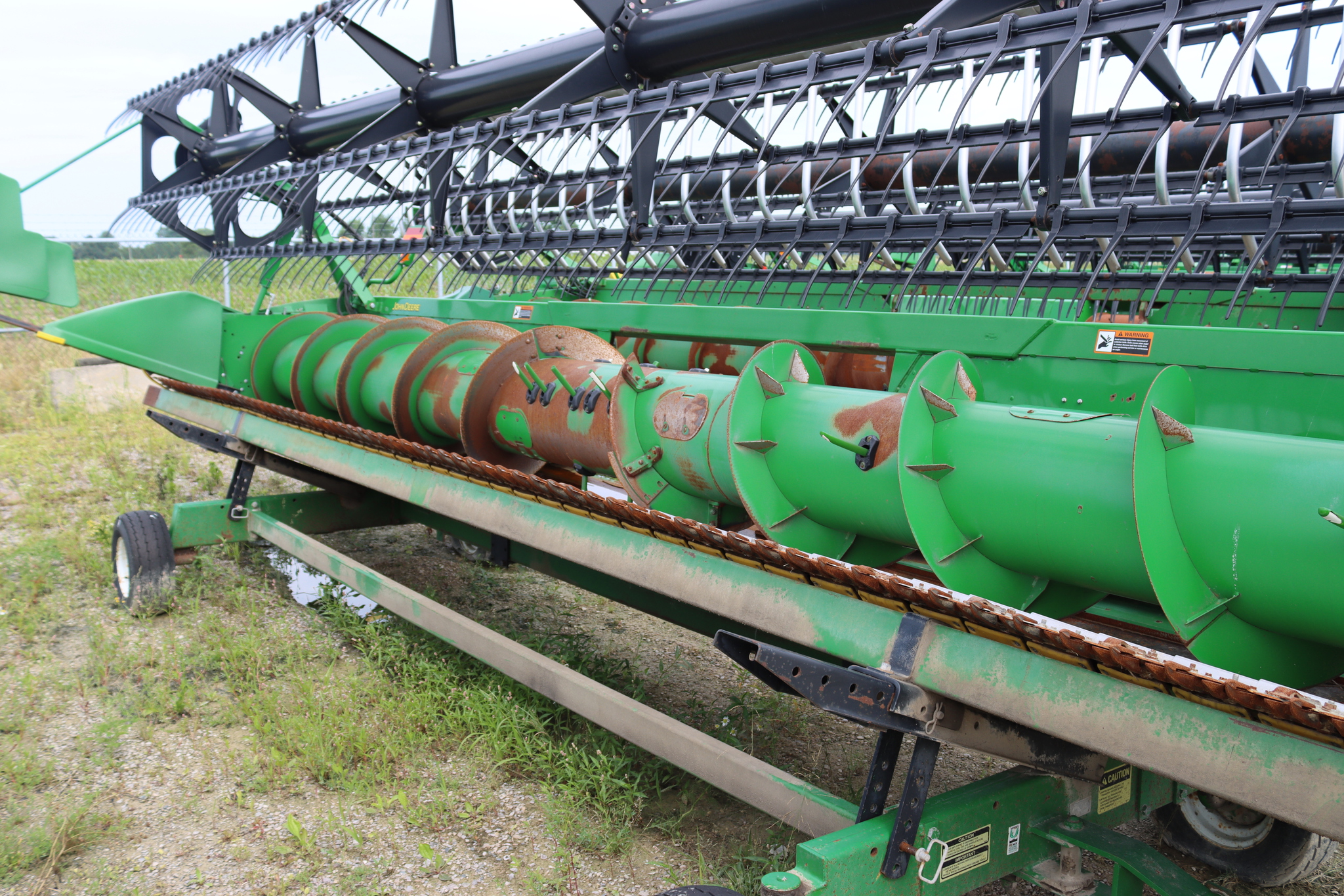 2011 John Deere 625F Combine Platforms