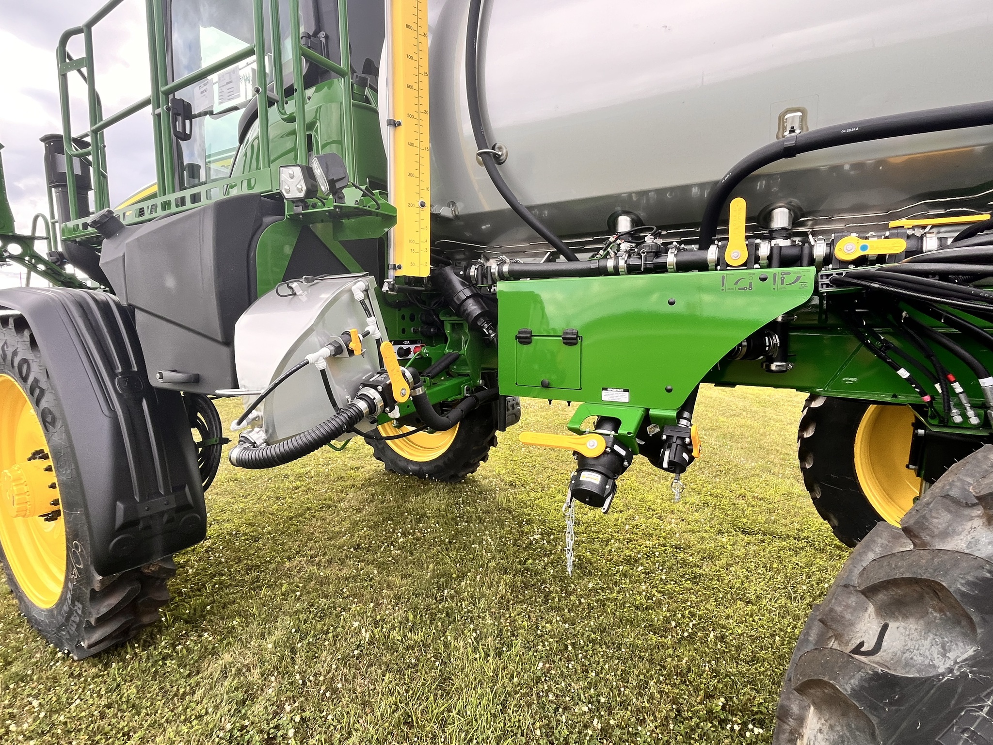 2024 John Deere 412R Image 12