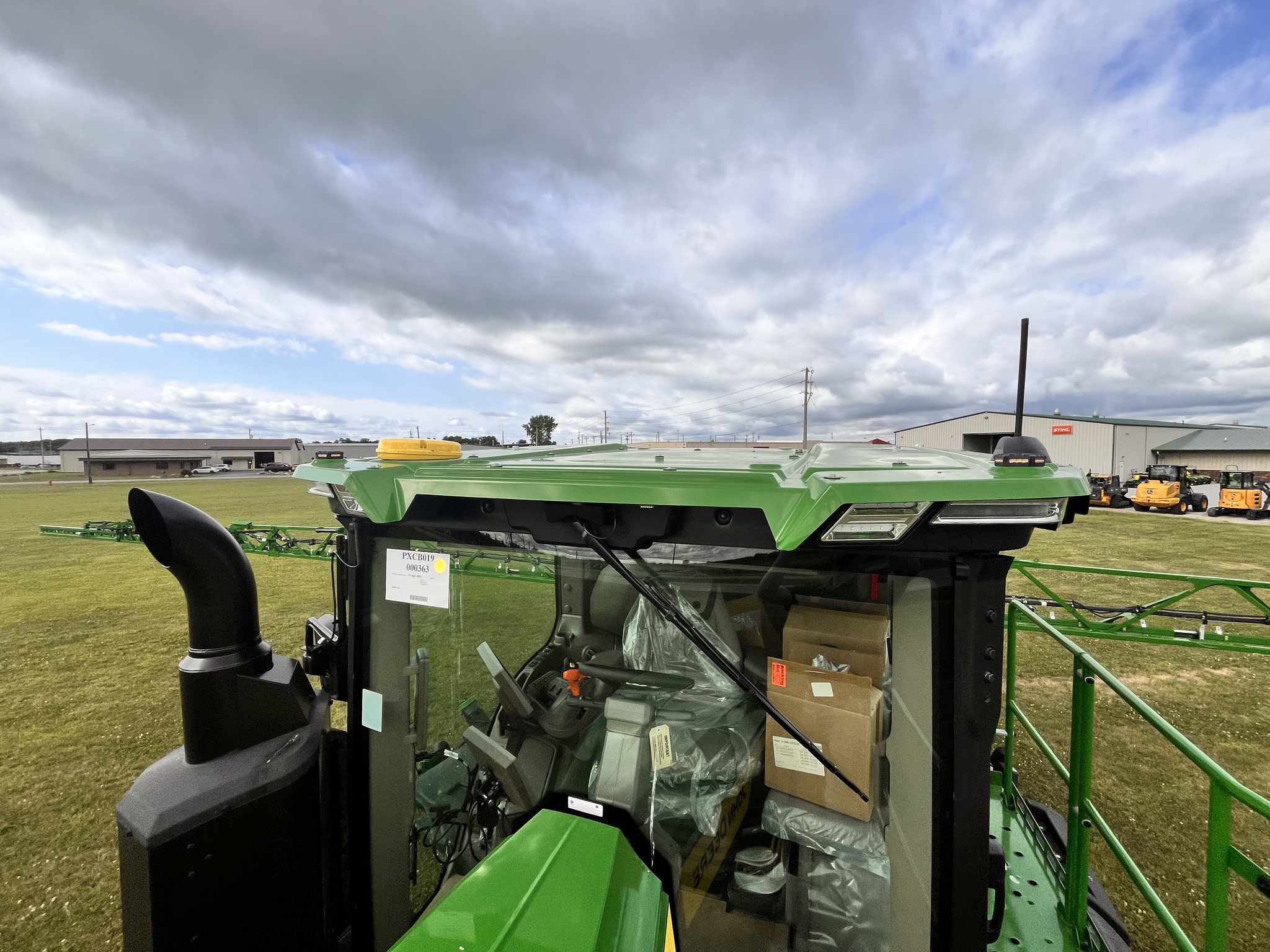 2024 John Deere 412R Image 8
