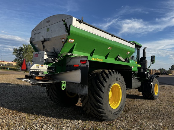 2024 John Deere 800R - Photo3